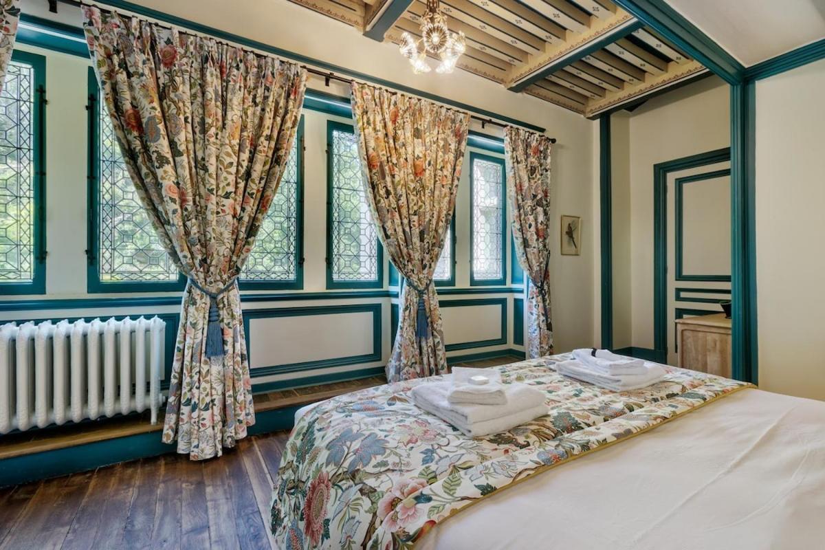 Kasteliades, Chateau De Burnand 外观 照片